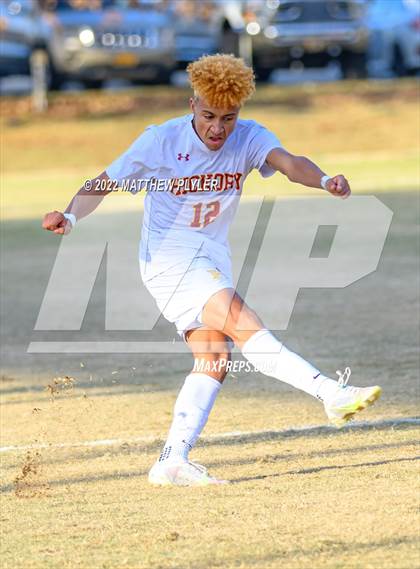 Thumbnail 2 in Hickory vs. Jacksonville (NCHSAA 3A Final) (1 of 2 - the Game) photogallery.