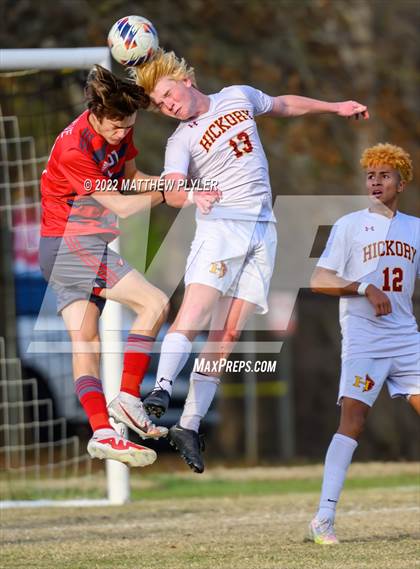 Thumbnail 1 in Hickory vs. Jacksonville (NCHSAA 3A Final) (1 of 2 - the Game) photogallery.