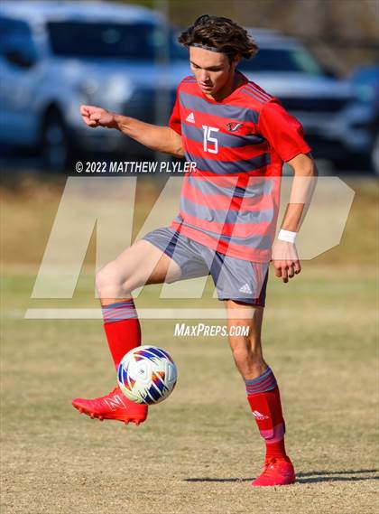 Thumbnail 3 in Hickory vs. Jacksonville (NCHSAA 3A Final) (1 of 2 - the Game) photogallery.