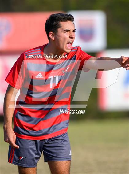 Thumbnail 3 in Hickory vs. Jacksonville (NCHSAA 3A Final) (1 of 2 - the Game) photogallery.