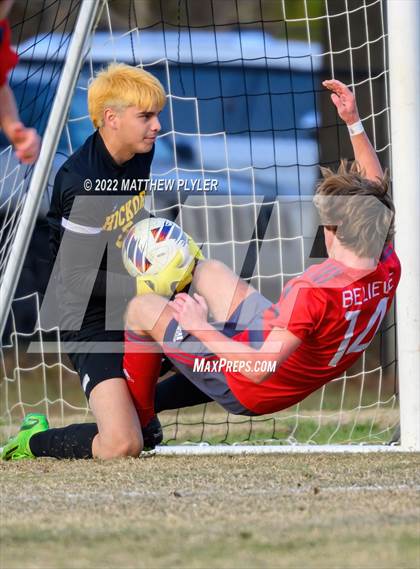 Thumbnail 2 in Hickory vs. Jacksonville (NCHSAA 3A Final) (1 of 2 - the Game) photogallery.