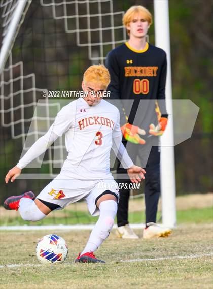 Thumbnail 3 in Hickory vs. Jacksonville (NCHSAA 3A Final) (1 of 2 - the Game) photogallery.