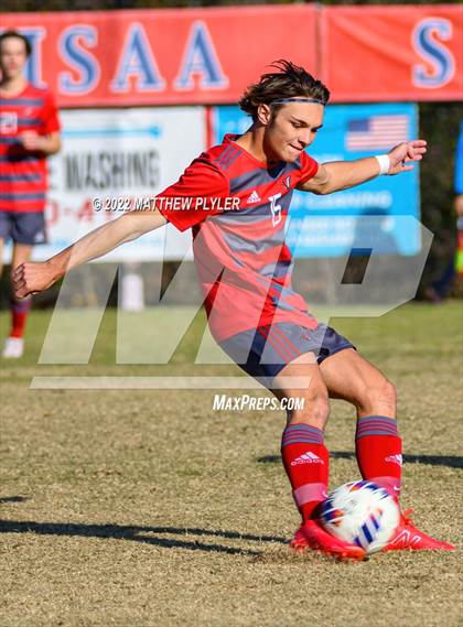 Thumbnail 2 in Hickory vs. Jacksonville (NCHSAA 3A Final) (1 of 2 - the Game) photogallery.