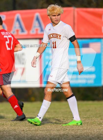 Thumbnail 3 in Hickory vs. Jacksonville (NCHSAA 3A Final) (1 of 2 - the Game) photogallery.