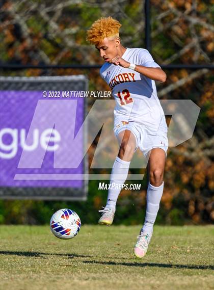 Thumbnail 1 in Hickory vs. Jacksonville (NCHSAA 3A Final) (1 of 2 - the Game) photogallery.