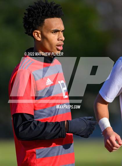 Thumbnail 1 in Hickory vs. Jacksonville (NCHSAA 3A Final) (1 of 2 - the Game) photogallery.