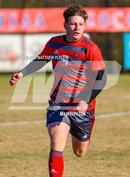 Thumbnail 2 in Hickory vs. Jacksonville (NCHSAA 3A Final) (1 of 2 - the Game) photogallery.