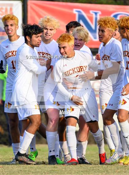 Thumbnail 1 in Hickory vs. Jacksonville (NCHSAA 3A Final) (1 of 2 - the Game) photogallery.
