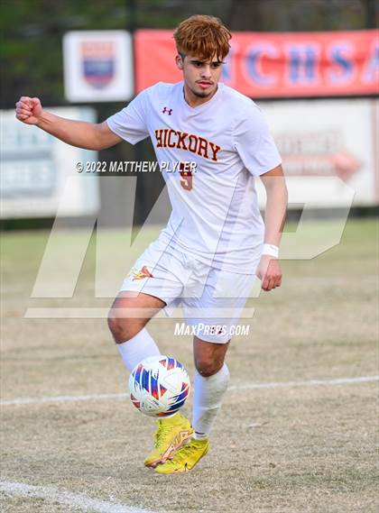 Thumbnail 2 in Hickory vs. Jacksonville (NCHSAA 3A Final) (1 of 2 - the Game) photogallery.