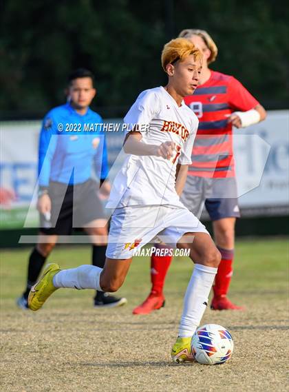 Thumbnail 3 in Hickory vs. Jacksonville (NCHSAA 3A Final) (1 of 2 - the Game) photogallery.
