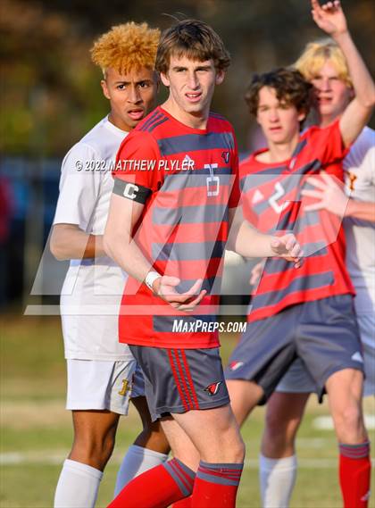 Thumbnail 3 in Hickory vs. Jacksonville (NCHSAA 3A Final) (1 of 2 - the Game) photogallery.
