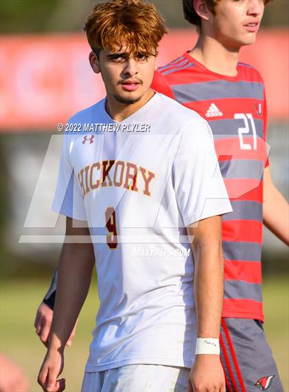 Thumbnail 1 in Hickory vs. Jacksonville (NCHSAA 3A Final) (1 of 2 - the Game) photogallery.
