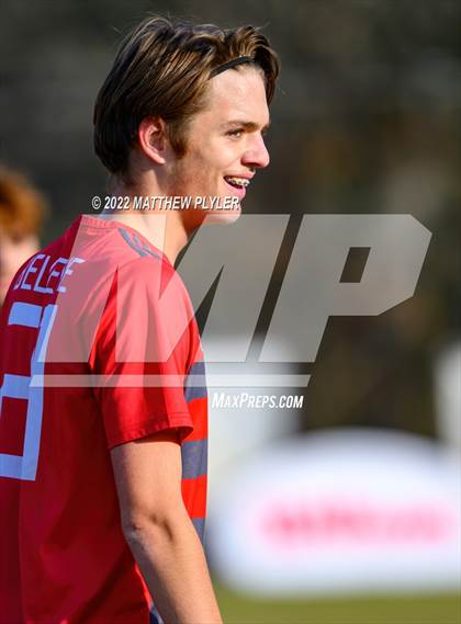 Thumbnail 3 in Hickory vs. Jacksonville (NCHSAA 3A Final) (1 of 2 - the Game) photogallery.