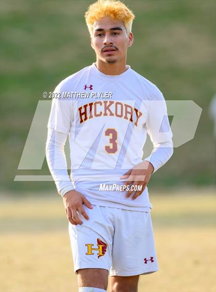 Thumbnail 3 in Hickory vs. Jacksonville (NCHSAA 3A Final) (1 of 2 - the Game) photogallery.