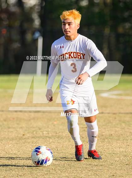 Thumbnail 3 in Hickory vs. Jacksonville (NCHSAA 3A Final) (1 of 2 - the Game) photogallery.