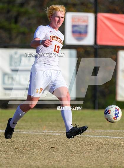 Thumbnail 3 in Hickory vs. Jacksonville (NCHSAA 3A Final) (1 of 2 - the Game) photogallery.