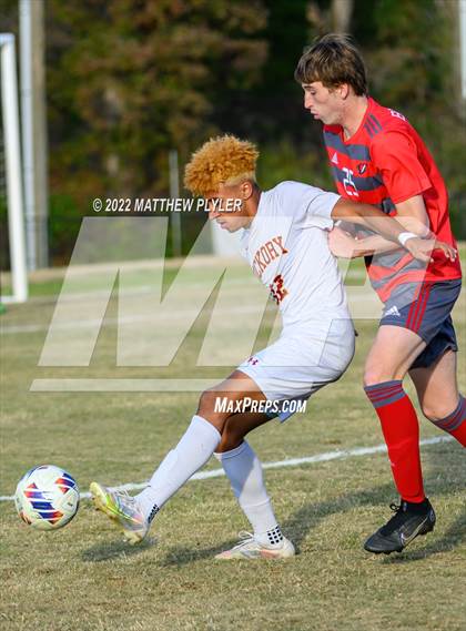 Thumbnail 2 in Hickory vs. Jacksonville (NCHSAA 3A Final) (1 of 2 - the Game) photogallery.