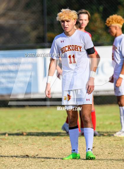 Thumbnail 2 in Hickory vs. Jacksonville (NCHSAA 3A Final) (1 of 2 - the Game) photogallery.