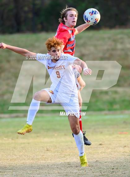 Thumbnail 3 in Hickory vs. Jacksonville (NCHSAA 3A Final) (1 of 2 - the Game) photogallery.