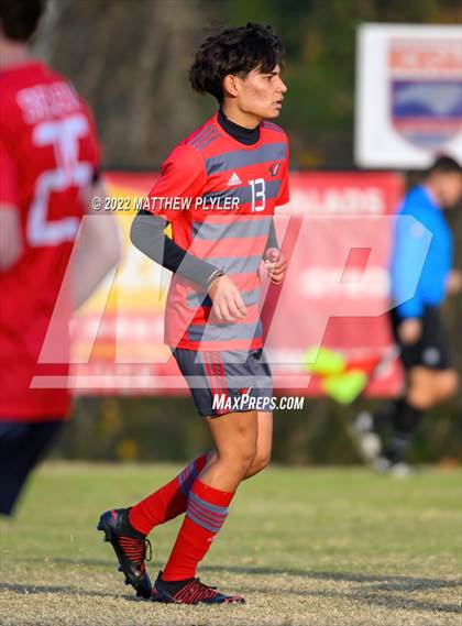 Thumbnail 3 in Hickory vs. Jacksonville (NCHSAA 3A Final) (1 of 2 - the Game) photogallery.