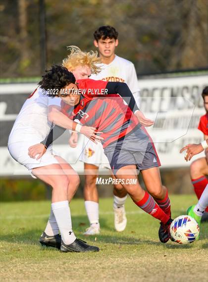 Thumbnail 3 in Hickory vs. Jacksonville (NCHSAA 3A Final) (1 of 2 - the Game) photogallery.