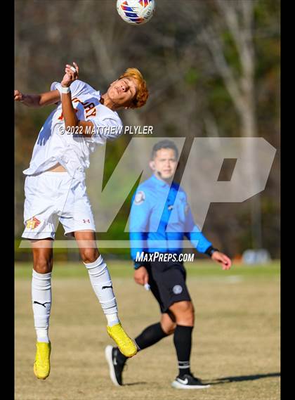 Thumbnail 3 in Hickory vs. Jacksonville (NCHSAA 3A Final) (1 of 2 - the Game) photogallery.