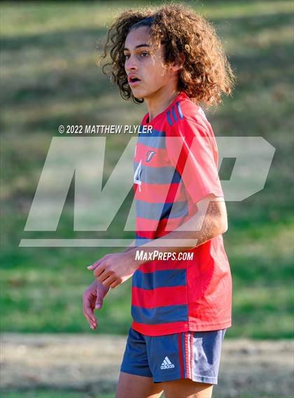 Thumbnail 2 in Hickory vs. Jacksonville (NCHSAA 3A Final) (1 of 2 - the Game) photogallery.