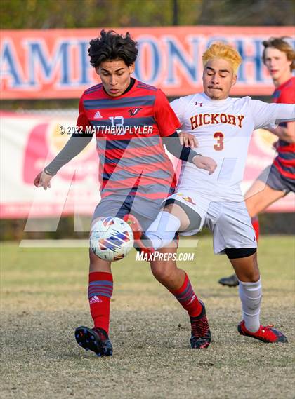 Thumbnail 2 in Hickory vs. Jacksonville (NCHSAA 3A Final) (1 of 2 - the Game) photogallery.