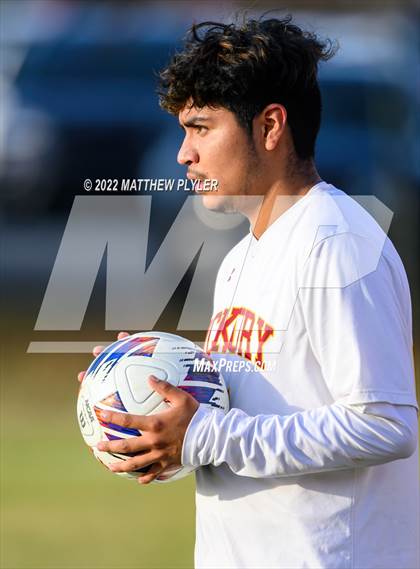 Thumbnail 1 in Hickory vs. Jacksonville (NCHSAA 3A Final) (1 of 2 - the Game) photogallery.