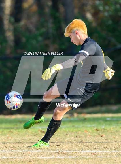 Thumbnail 2 in Hickory vs. Jacksonville (NCHSAA 3A Final) (1 of 2 - the Game) photogallery.