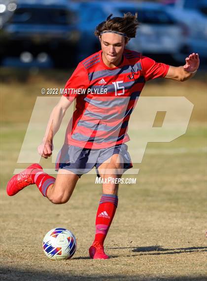 Thumbnail 2 in Hickory vs. Jacksonville (NCHSAA 3A Final) (1 of 2 - the Game) photogallery.