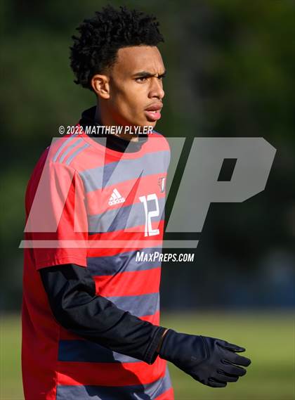 Thumbnail 3 in Hickory vs. Jacksonville (NCHSAA 3A Final) (1 of 2 - the Game) photogallery.