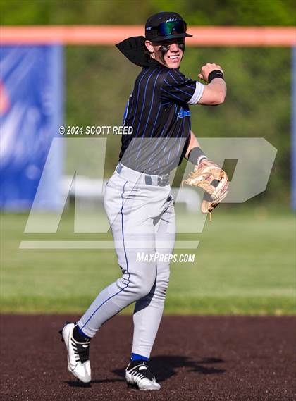 Thumbnail 3 in Hilliard Bradley @ Olentangy Orange photogallery.