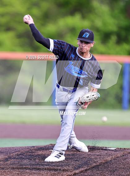 Thumbnail 1 in Hilliard Bradley @ Olentangy Orange photogallery.