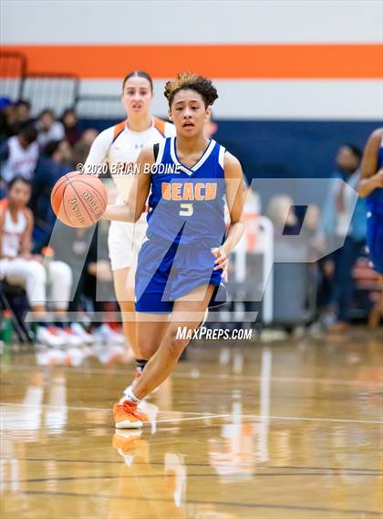 Thumbnail 3 in Rainier Beach @ Eastside Catholic photogallery.
