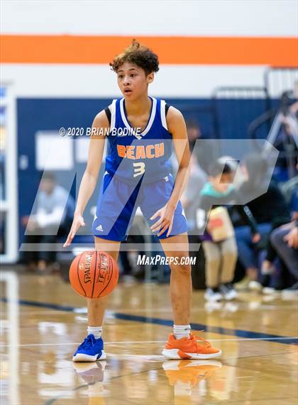 Thumbnail 2 in Rainier Beach @ Eastside Catholic photogallery.