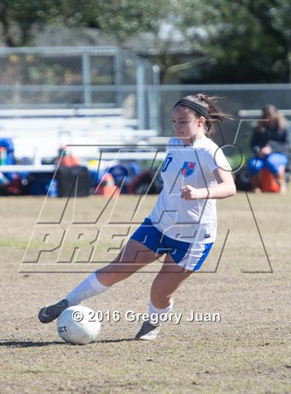 Thumbnail 2 in McGehee @ Metairie Park Country Day (LHSAA D4 Regional Playoff) photogallery.