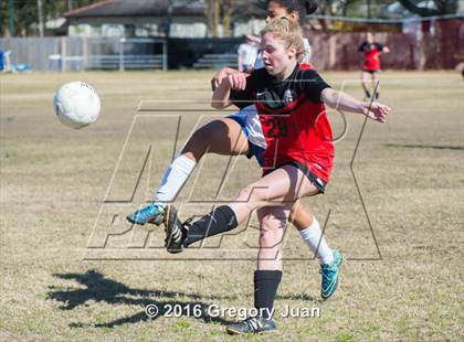 Thumbnail 3 in McGehee @ Metairie Park Country Day (LHSAA D4 Regional Playoff) photogallery.