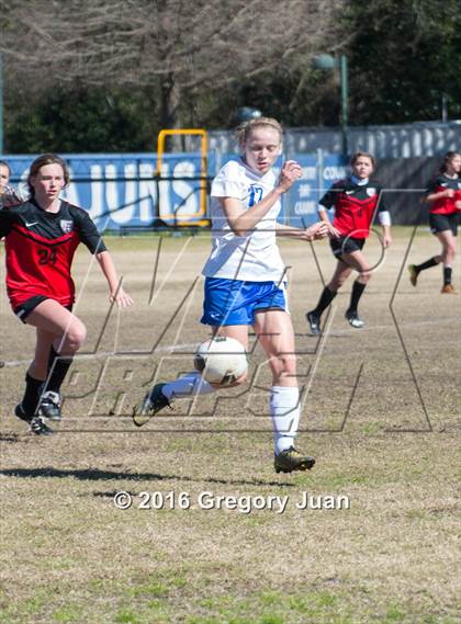 Thumbnail 2 in McGehee @ Metairie Park Country Day (LHSAA D4 Regional Playoff) photogallery.