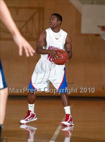Thumbnail 3 in Serra vs La Costa Canyon (California Classic) photogallery.
