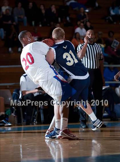 Thumbnail 3 in Serra vs La Costa Canyon (California Classic) photogallery.