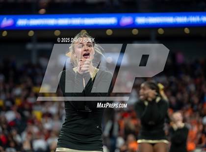 Thumbnail 3 in Westfield (VHSL Class 6 State Finals) photogallery.