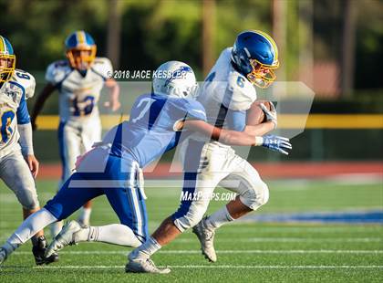 Thumbnail 3 in Nordhoff @ Fillmore photogallery.