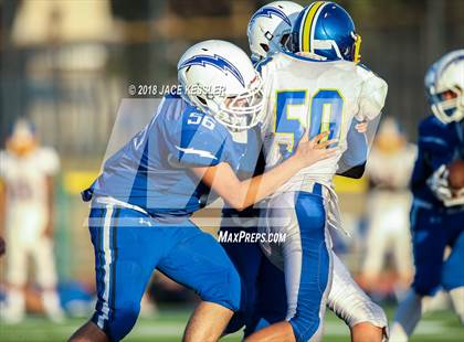 Thumbnail 2 in Nordhoff @ Fillmore photogallery.