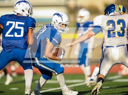Thumbnail 3 in Nordhoff @ Fillmore photogallery.