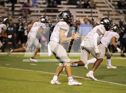 Thumbnail 2 in Westerville Central @ Hilliard Darby (OHSAA DI First Round Playoff) photogallery.