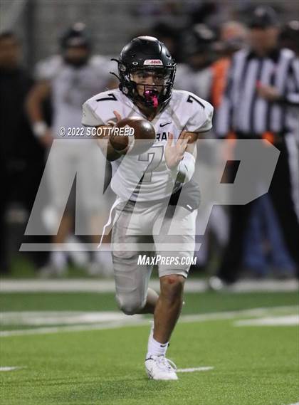 Thumbnail 2 in Westerville Central @ Hilliard Darby (OHSAA DI First Round Playoff) photogallery.
