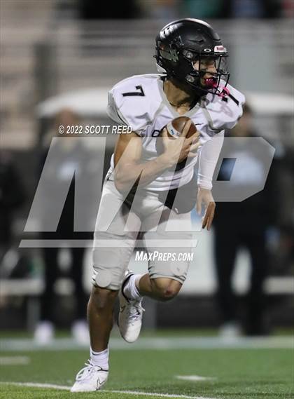 Thumbnail 2 in Westerville Central @ Hilliard Darby (OHSAA DI First Round Playoff) photogallery.