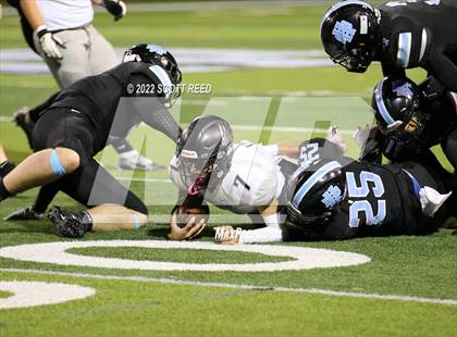Thumbnail 1 in Westerville Central @ Hilliard Darby (OHSAA DI First Round Playoff) photogallery.