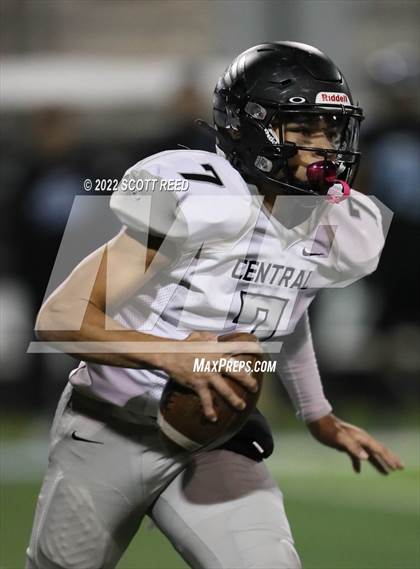 Thumbnail 3 in Westerville Central @ Hilliard Darby (OHSAA DI First Round Playoff) photogallery.